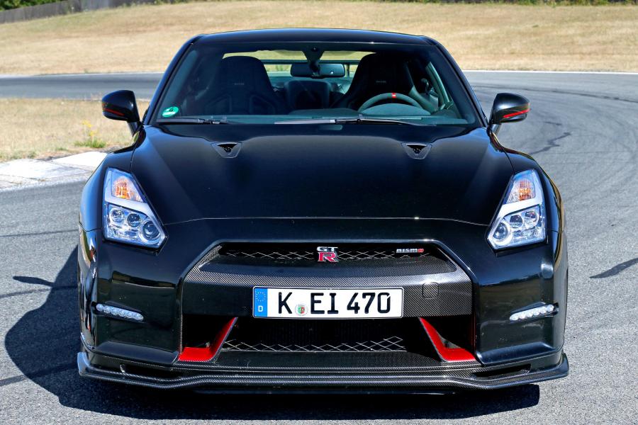  Nissan GT-R by Nismo 2014 года  (фото 35 из 46)